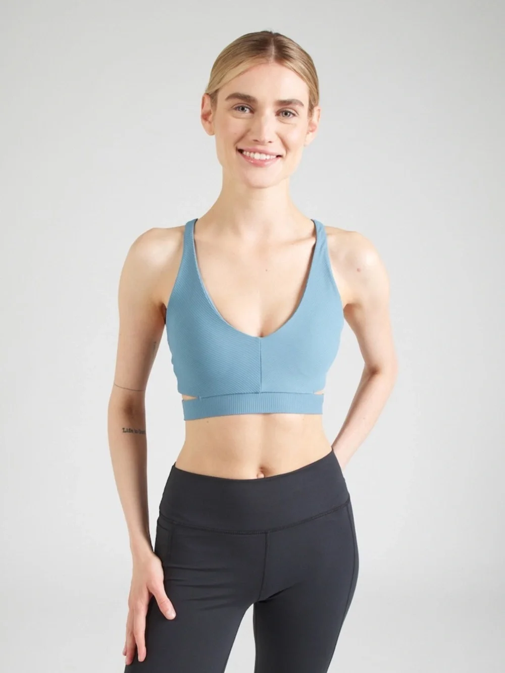 NWT Nike Zenvy in Sky Blue Ribbed V‑Neck Cutout Wireless Racerback Sports Bra Sm - Picture 2 of 12